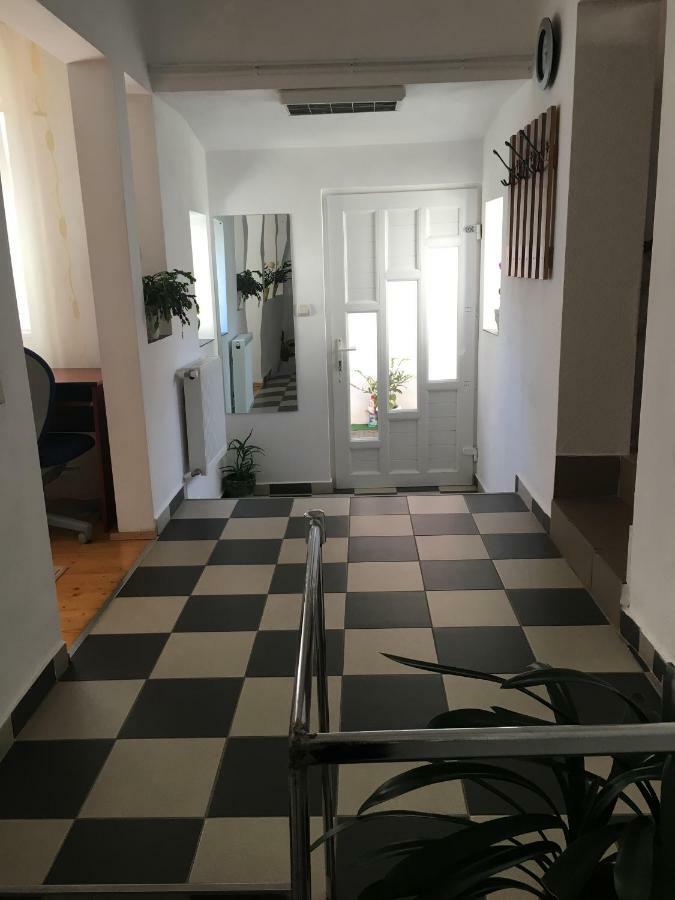 Brick Airport Apartment คริสเตียน ภายนอก รูปภาพ